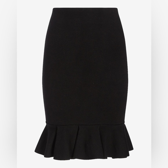 NWT Express Body Contour Ruffle Hem Knit Skirt in Pitch Black Size XS - Picture 7 of 7